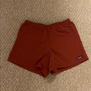 Patagonia baggies 5”
